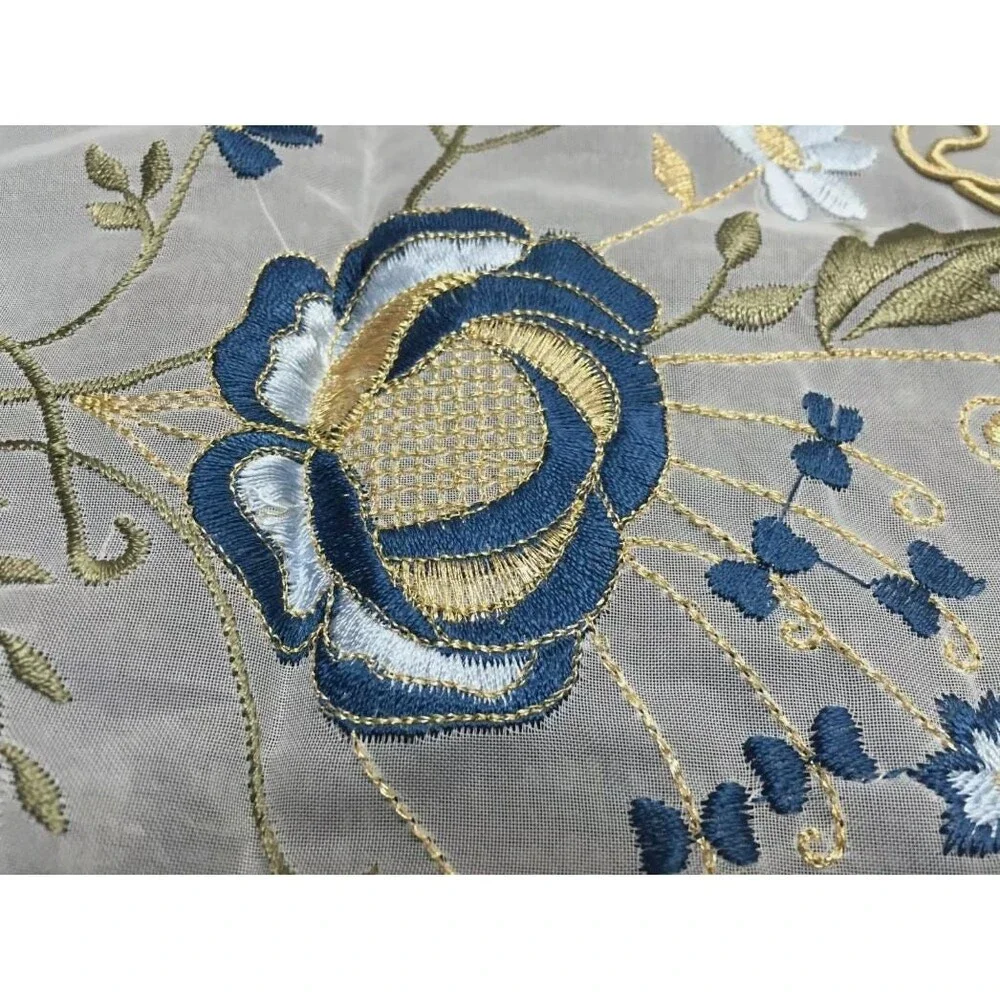 2 or 4 Handmade Tablecloths Coffee Table Runner Cloth set Armenian Embroidered